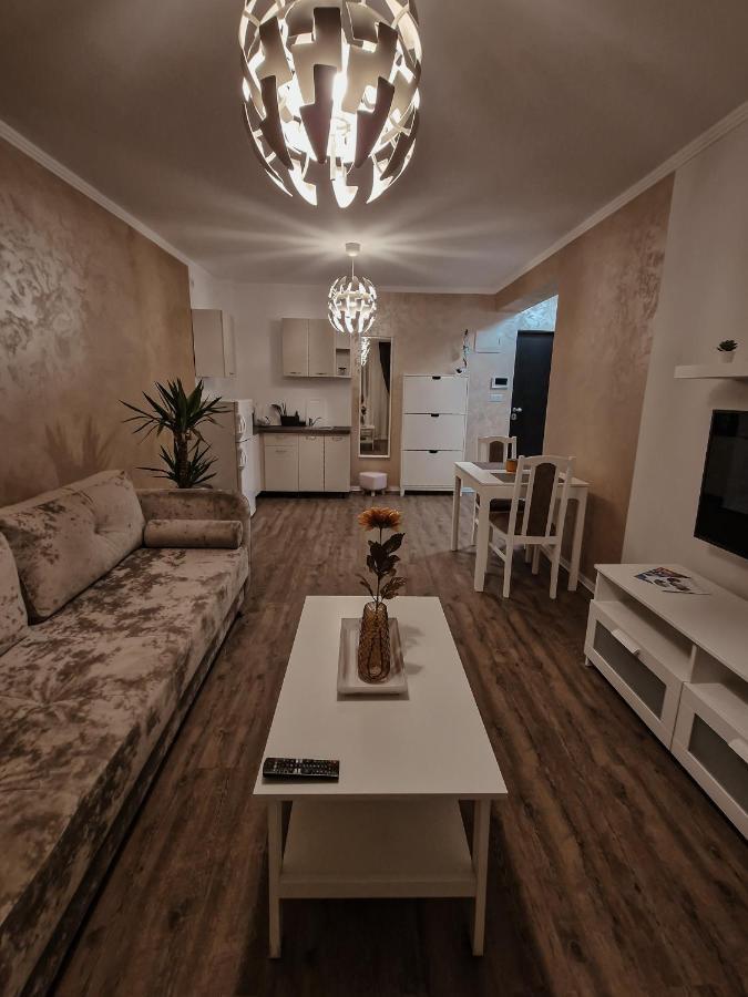 Immocity Oradea Luaran gambar